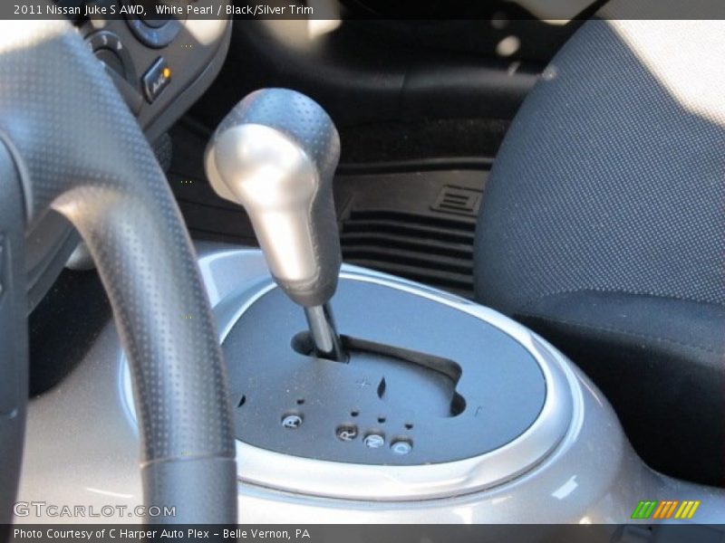 White Pearl / Black/Silver Trim 2011 Nissan Juke S AWD