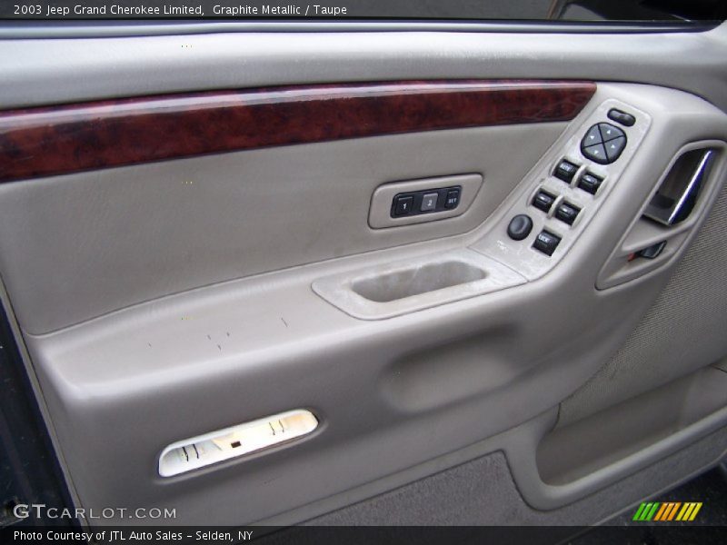 Controls of 2003 Grand Cherokee Limited
