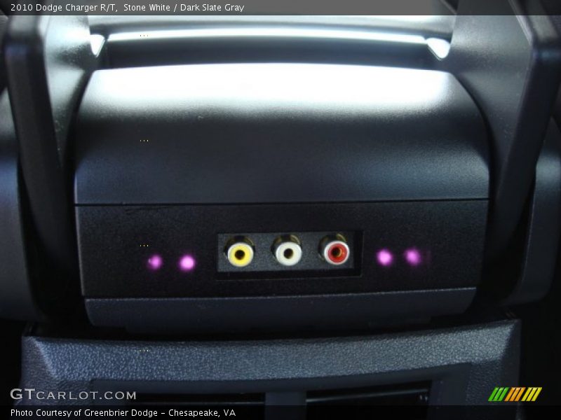 Stone White / Dark Slate Gray 2010 Dodge Charger R/T
