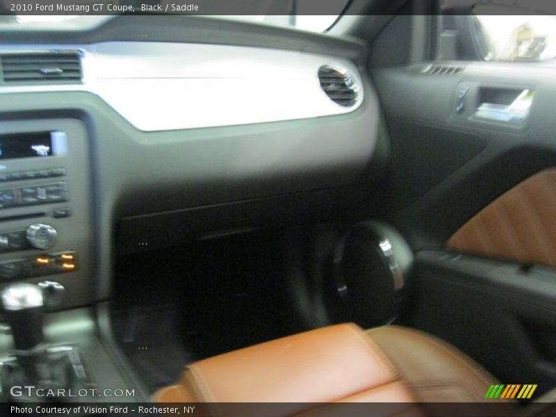 Black / Saddle 2010 Ford Mustang GT Coupe