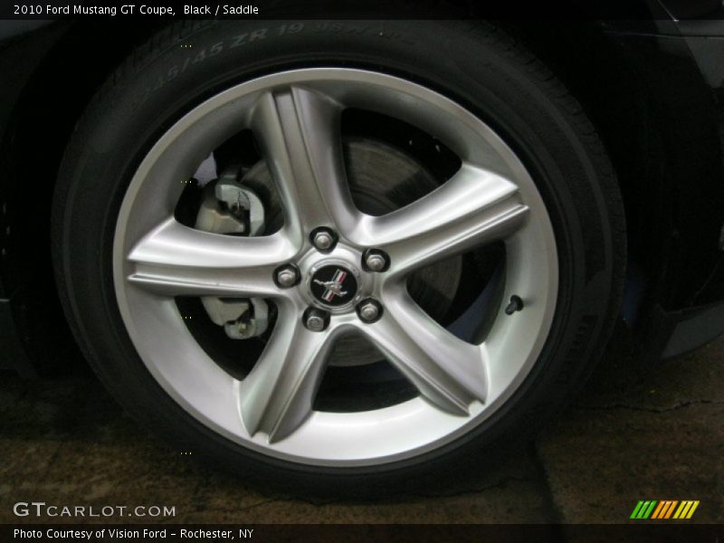  2010 Mustang GT Coupe Wheel