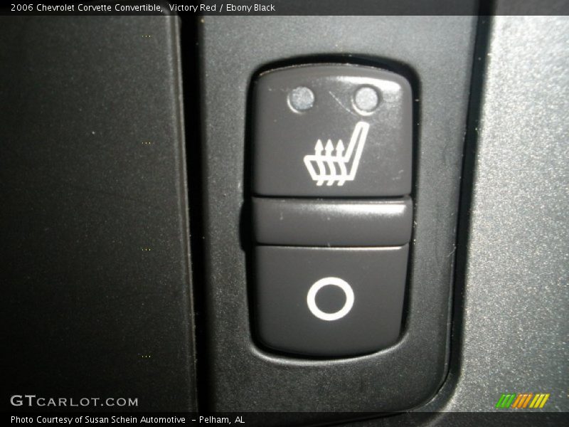 Controls of 2006 Corvette Convertible