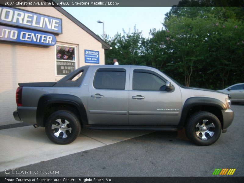 Graystone Metallic / Ebony 2007 Chevrolet Avalanche LTZ 4WD