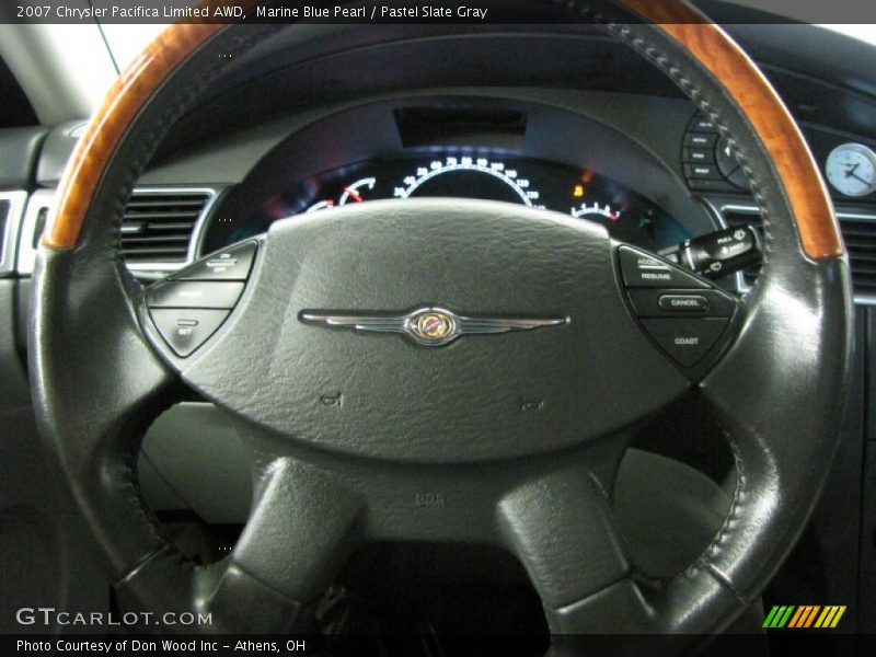  2007 Pacifica Limited AWD Steering Wheel