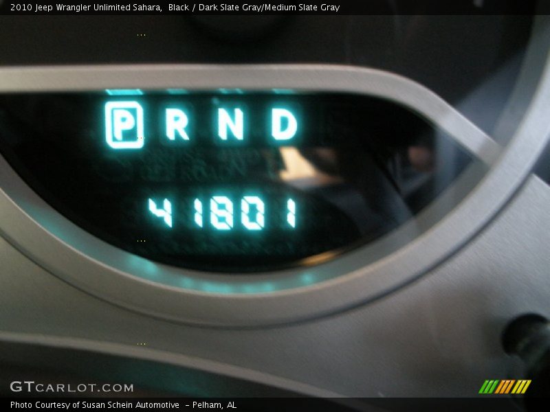 Black / Dark Slate Gray/Medium Slate Gray 2010 Jeep Wrangler Unlimited Sahara