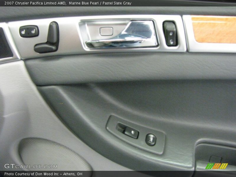 Controls of 2007 Pacifica Limited AWD