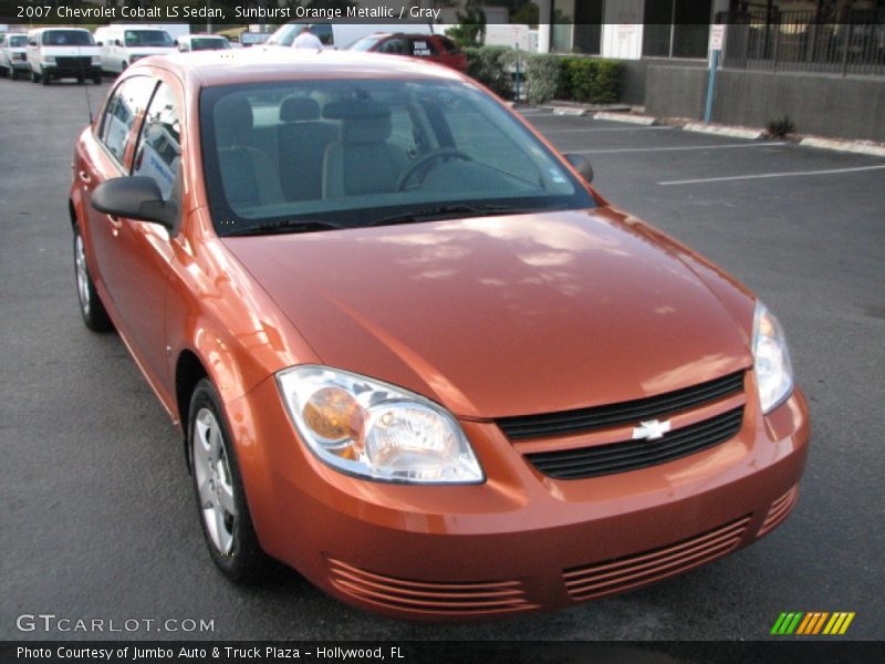 Sunburst Orange Metallic / Gray 2007 Chevrolet Cobalt LS Sedan