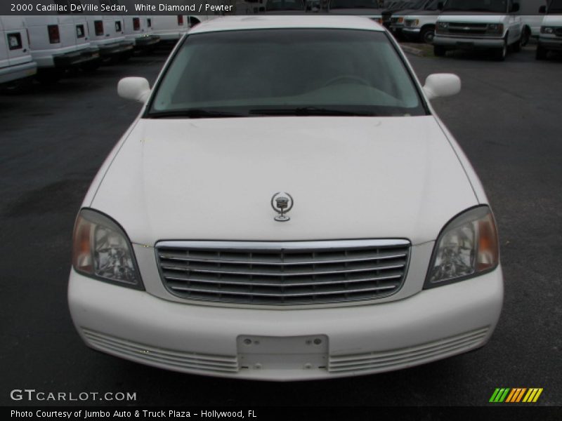 White Diamond / Pewter 2000 Cadillac DeVille Sedan