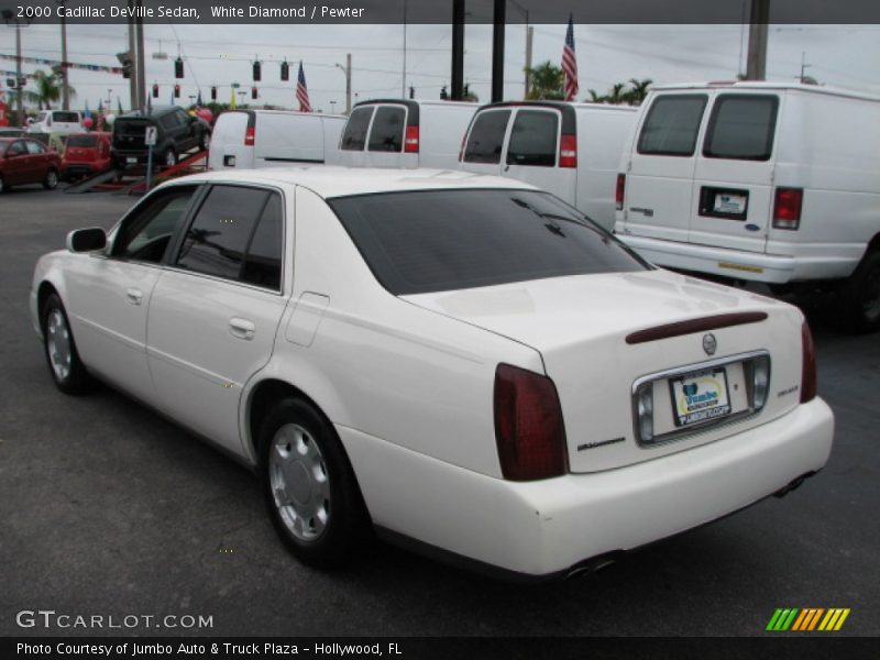 White Diamond / Pewter 2000 Cadillac DeVille Sedan