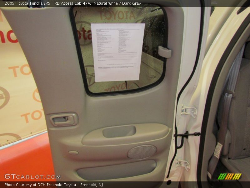 Natural White / Dark Gray 2005 Toyota Tundra SR5 TRD Access Cab 4x4
