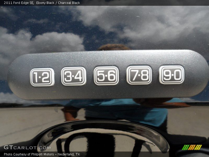 Ebony Black / Charcoal Black 2011 Ford Edge SE