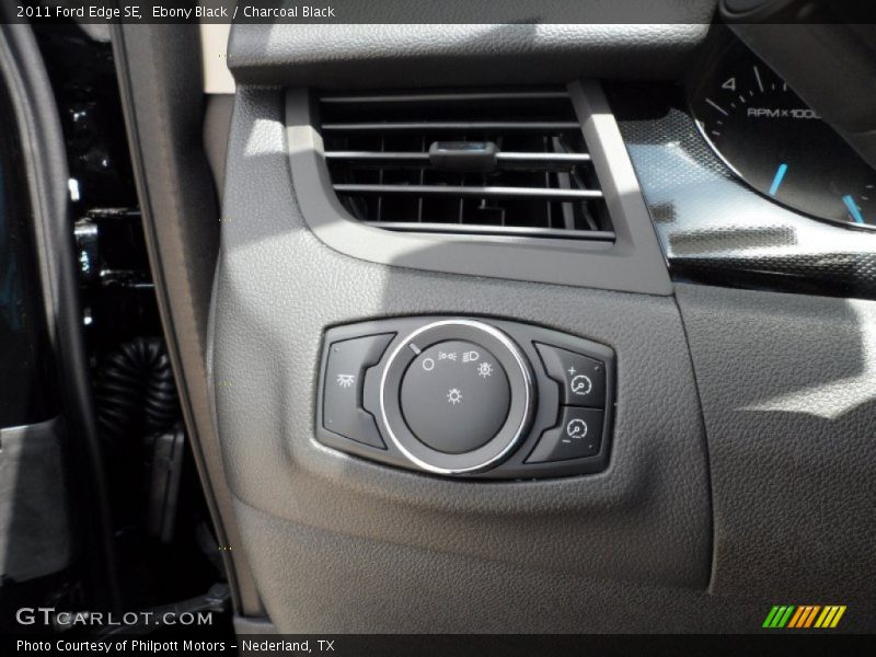 Ebony Black / Charcoal Black 2011 Ford Edge SE