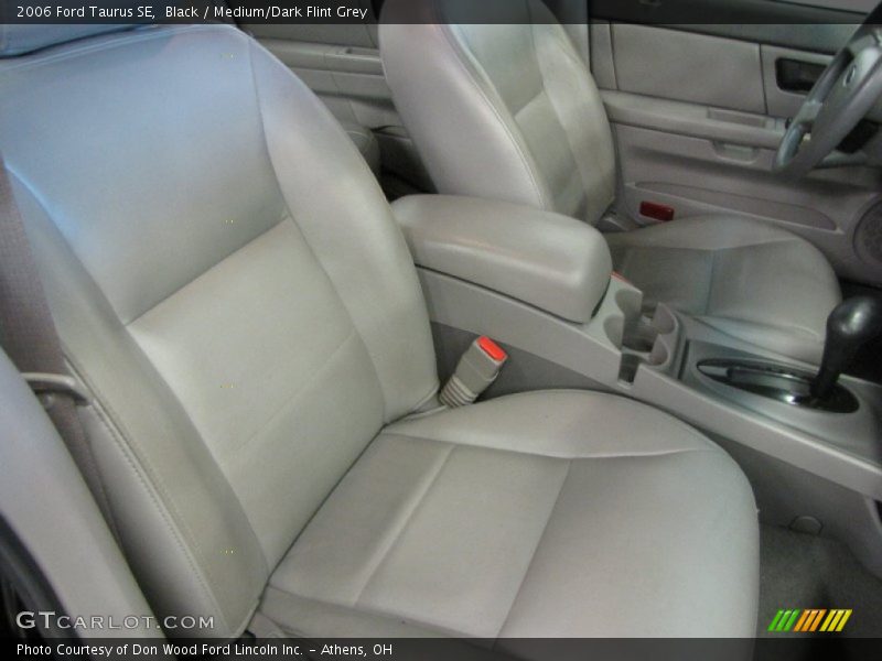 Black / Medium/Dark Flint Grey 2006 Ford Taurus SE