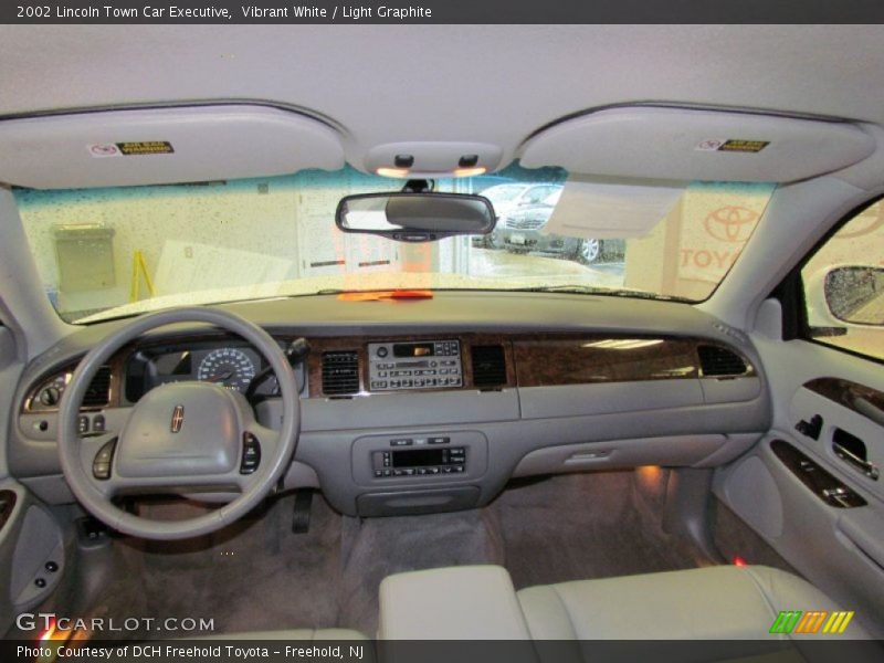 Vibrant White / Light Graphite 2002 Lincoln Town Car Executive