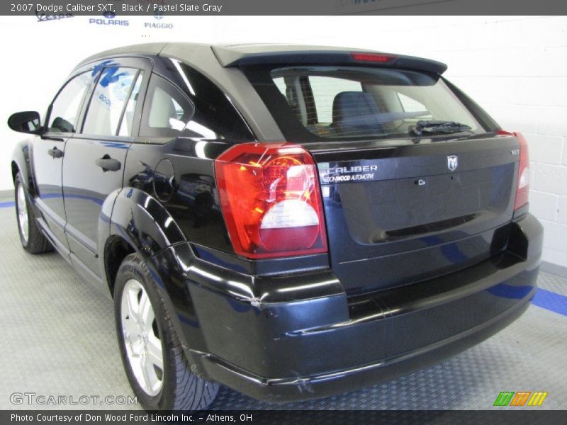 Black / Pastel Slate Gray 2007 Dodge Caliber SXT