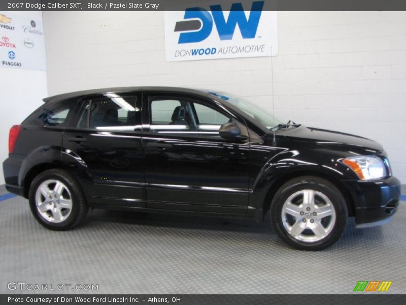 Black / Pastel Slate Gray 2007 Dodge Caliber SXT