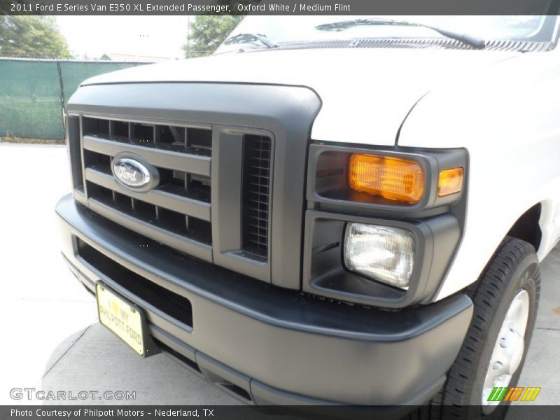 Oxford White / Medium Flint 2011 Ford E Series Van E350 XL Extended Passenger