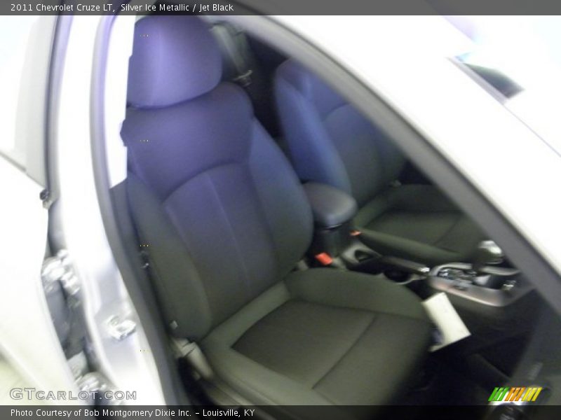 Silver Ice Metallic / Jet Black 2011 Chevrolet Cruze LT