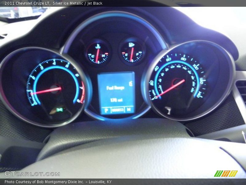 Silver Ice Metallic / Jet Black 2011 Chevrolet Cruze LT