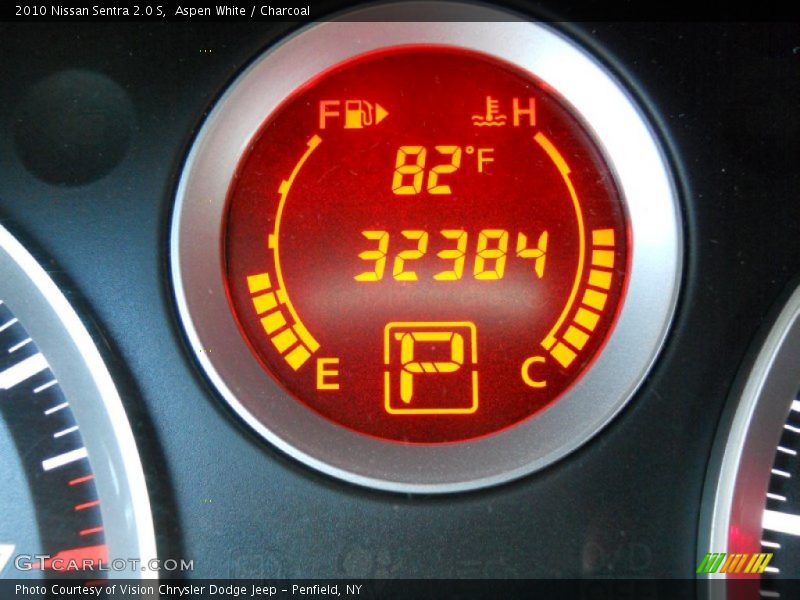 Aspen White / Charcoal 2010 Nissan Sentra 2.0 S