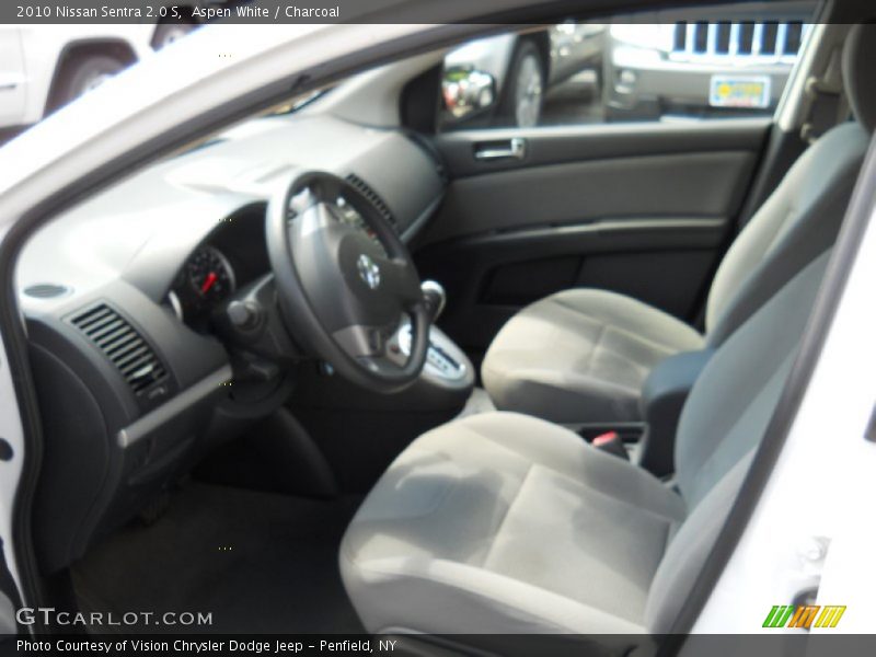 Aspen White / Charcoal 2010 Nissan Sentra 2.0 S
