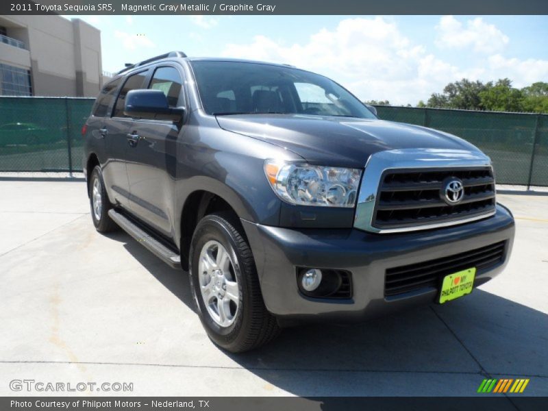 Magnetic Gray Metallic / Graphite Gray 2011 Toyota Sequoia SR5