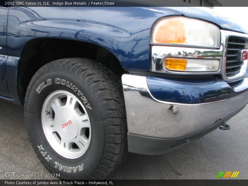 Indigo Blue Metallic / Pewter/Shale 2002 GMC Yukon XL SLE