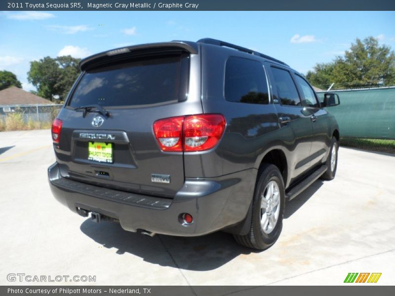 Magnetic Gray Metallic / Graphite Gray 2011 Toyota Sequoia SR5