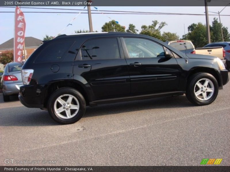Black / Light Gray 2005 Chevrolet Equinox LT AWD