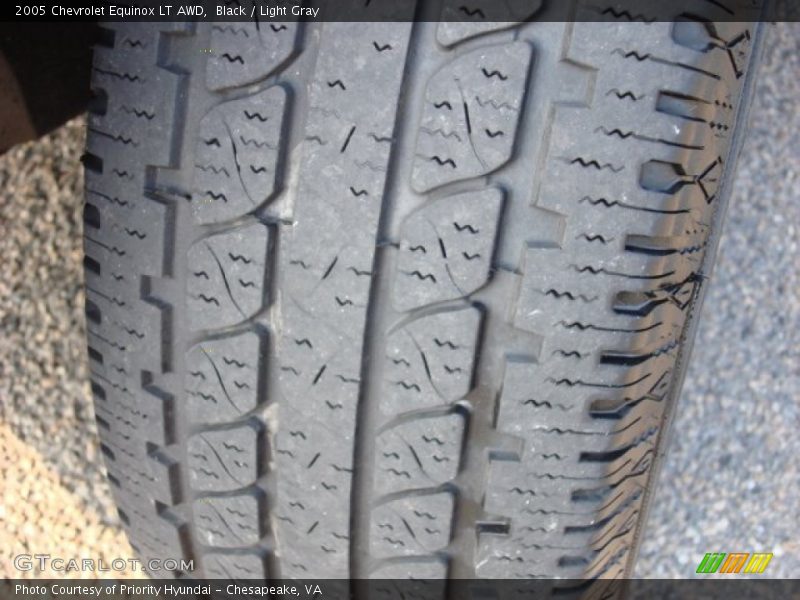 Black / Light Gray 2005 Chevrolet Equinox LT AWD