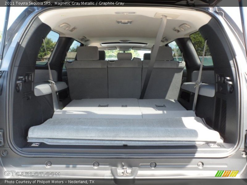Magnetic Gray Metallic / Graphite Gray 2011 Toyota Sequoia SR5