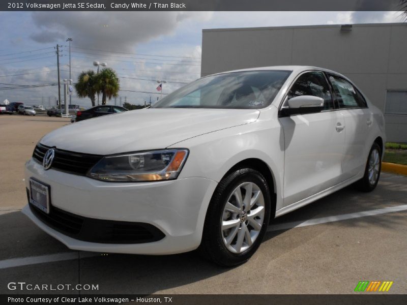 Candy White / Titan Black 2012 Volkswagen Jetta SE Sedan