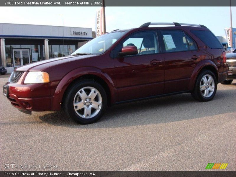 Merlot Metallic / Black 2005 Ford Freestyle Limited AWD