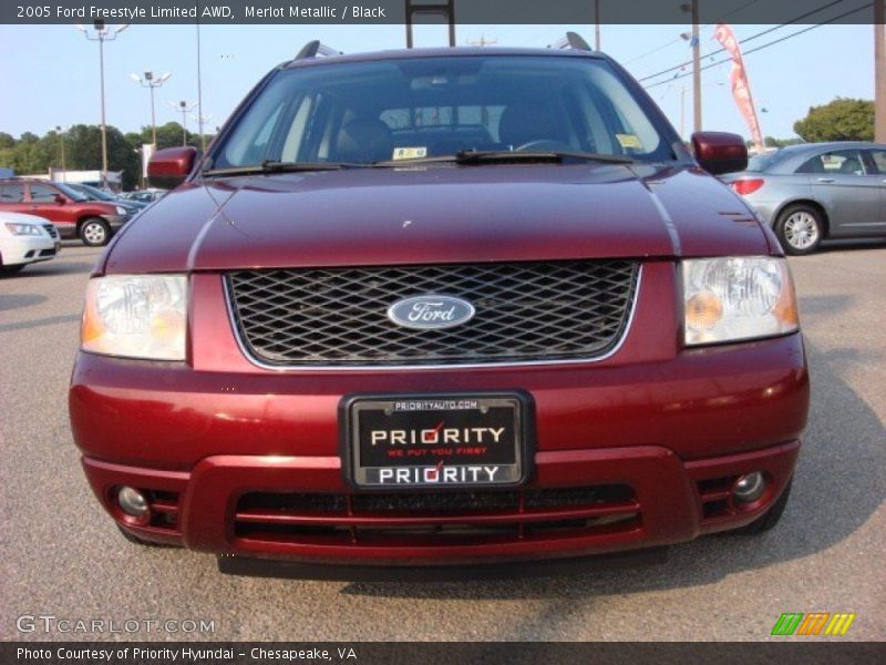 Merlot Metallic / Black 2005 Ford Freestyle Limited AWD