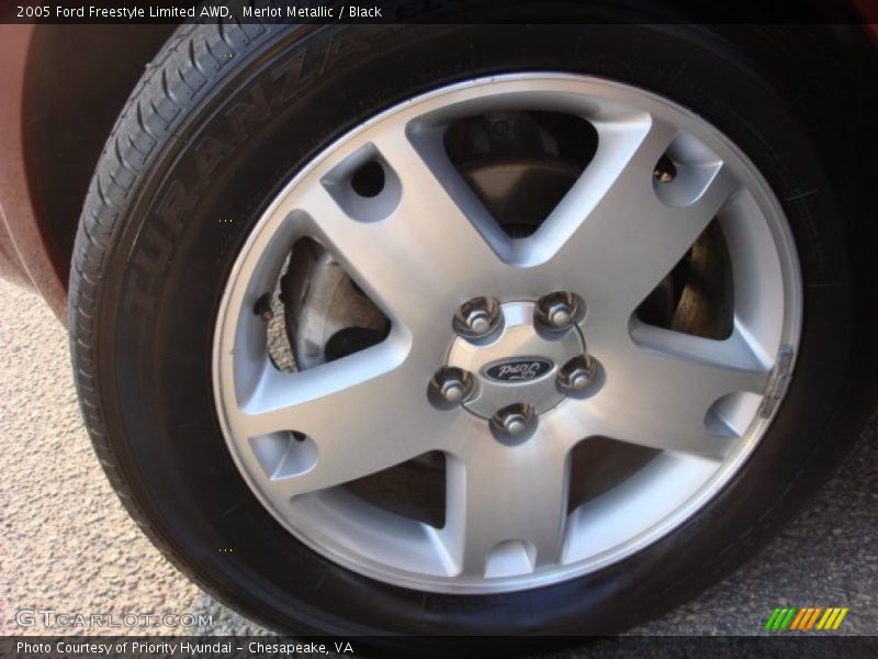  2005 Freestyle Limited AWD Wheel