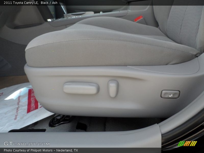 Black / Ash 2011 Toyota Camry LE