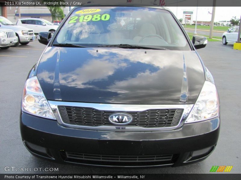 Midnight Black / Gray 2011 Kia Sedona LX