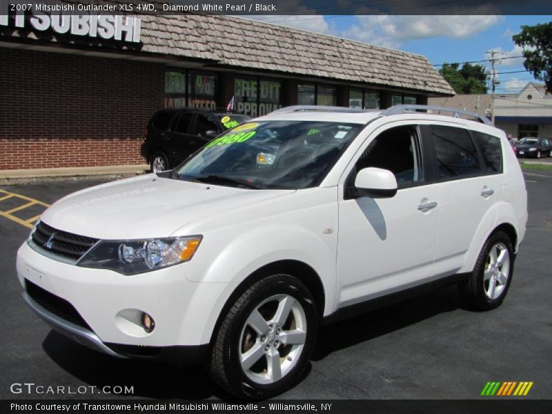Diamond White Pearl / Black 2007 Mitsubishi Outlander XLS 4WD