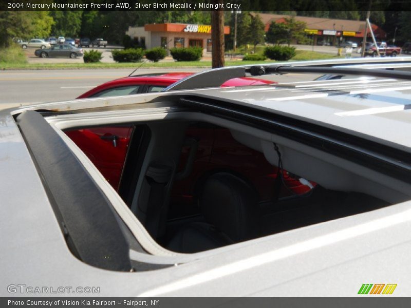 Silver Birch Metallic / Midnight Grey 2004 Mercury Mountaineer Premier AWD