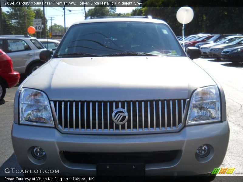 Silver Birch Metallic / Midnight Grey 2004 Mercury Mountaineer Premier AWD