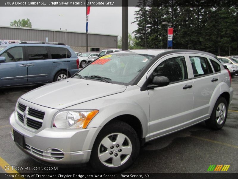 Bright Silver Metallic / Dark Slate Gray 2009 Dodge Caliber SE