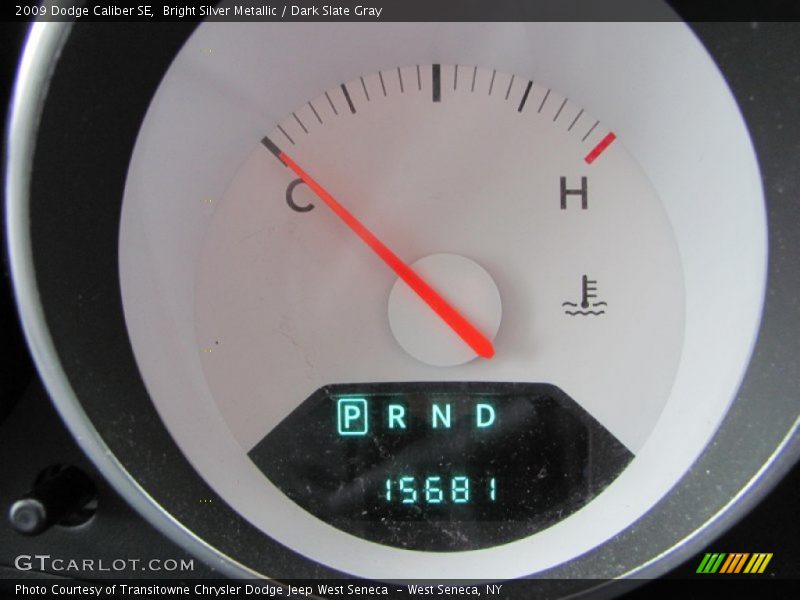 Bright Silver Metallic / Dark Slate Gray 2009 Dodge Caliber SE