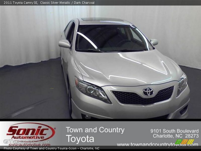 Classic Silver Metallic / Dark Charcoal 2011 Toyota Camry SE