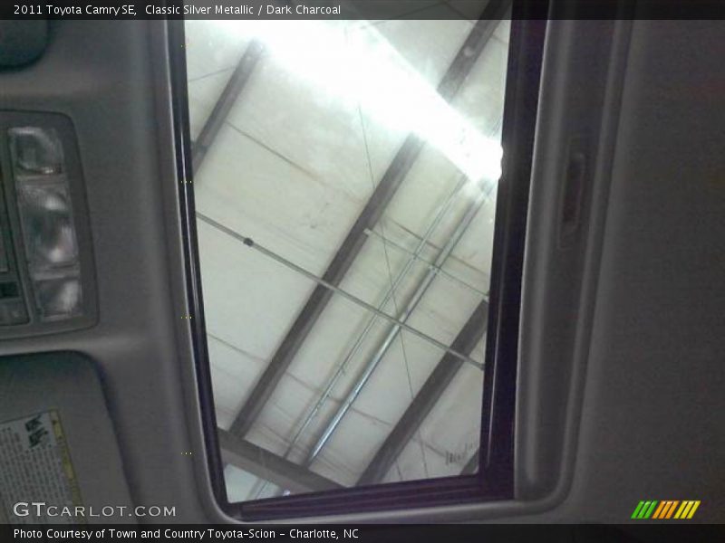 Classic Silver Metallic / Dark Charcoal 2011 Toyota Camry SE