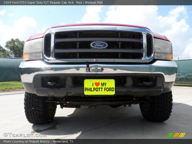 Red / Medium Flint 2004 Ford F250 Super Duty XLT Regular Cab 4x4