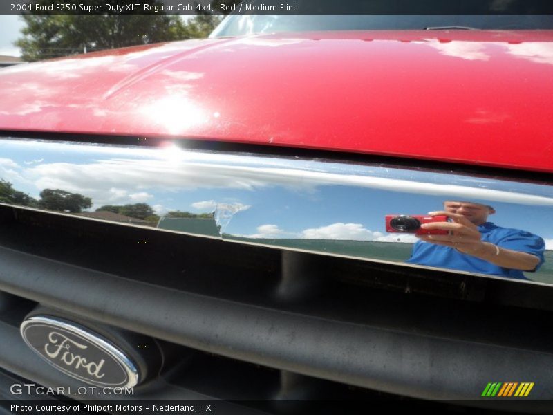 Red / Medium Flint 2004 Ford F250 Super Duty XLT Regular Cab 4x4