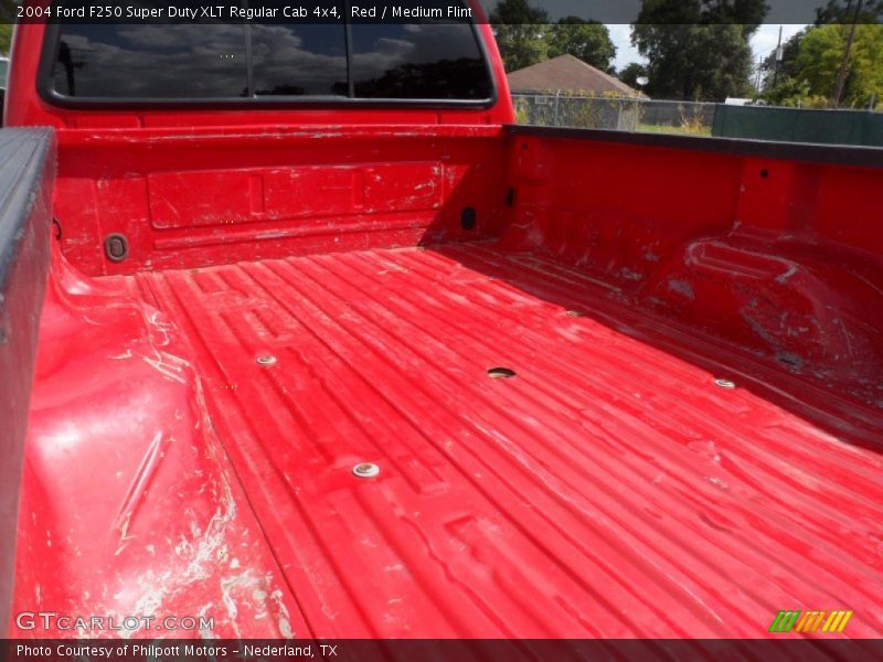 Red / Medium Flint 2004 Ford F250 Super Duty XLT Regular Cab 4x4