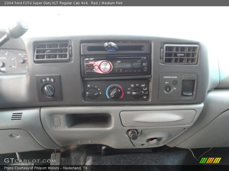 Red / Medium Flint 2004 Ford F250 Super Duty XLT Regular Cab 4x4