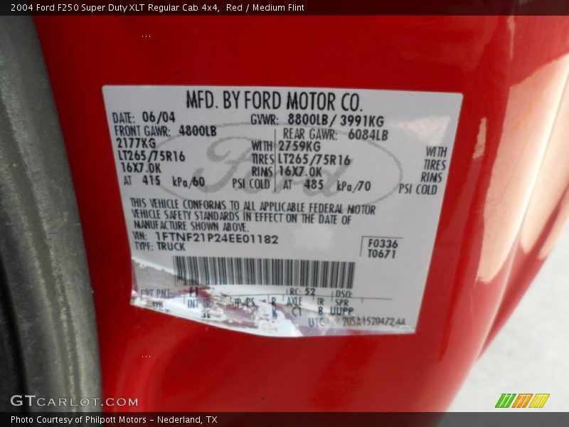 Red / Medium Flint 2004 Ford F250 Super Duty XLT Regular Cab 4x4