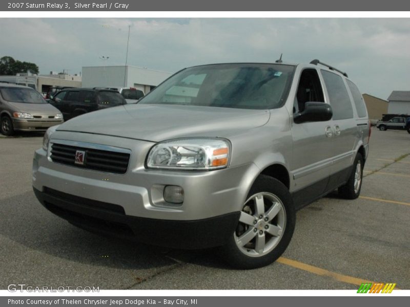 Silver Pearl / Gray 2007 Saturn Relay 3